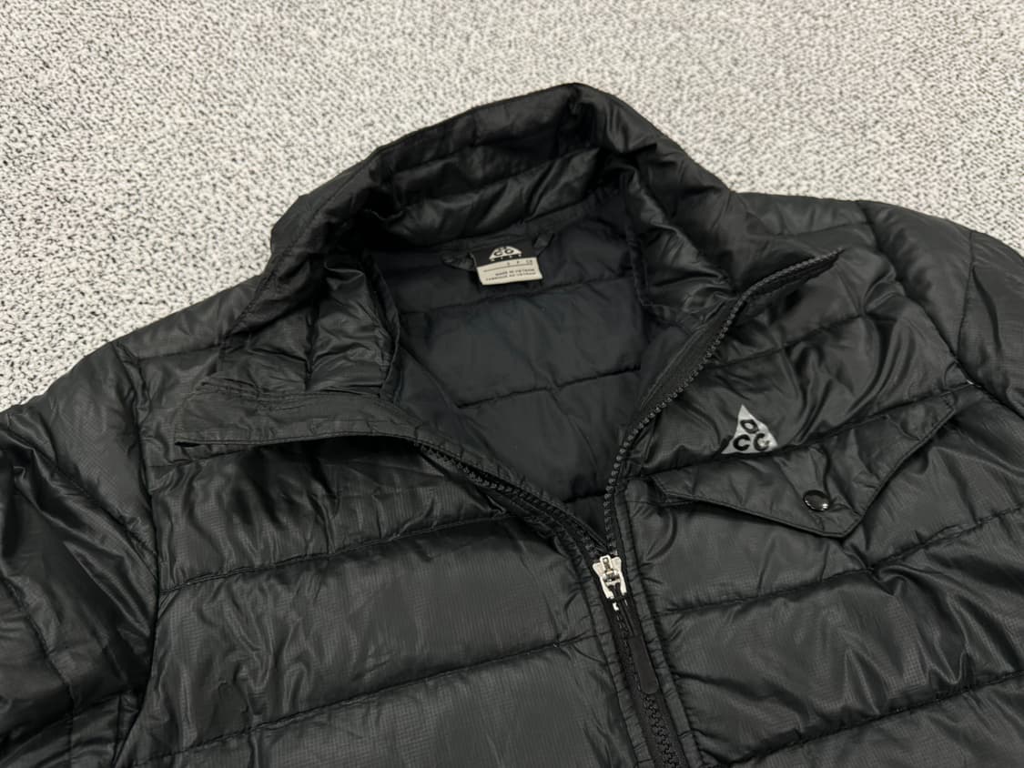 나이키 ACG 구스 경량패딩 상품이미지4