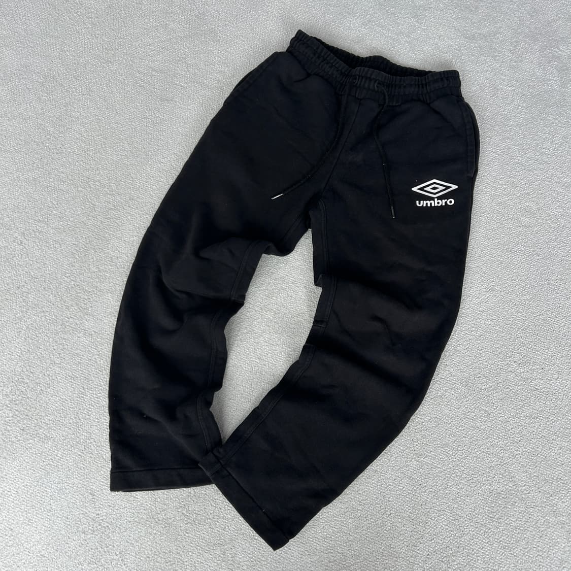 엄브로 블랙 트레이닝 바지 s 상품이미지1