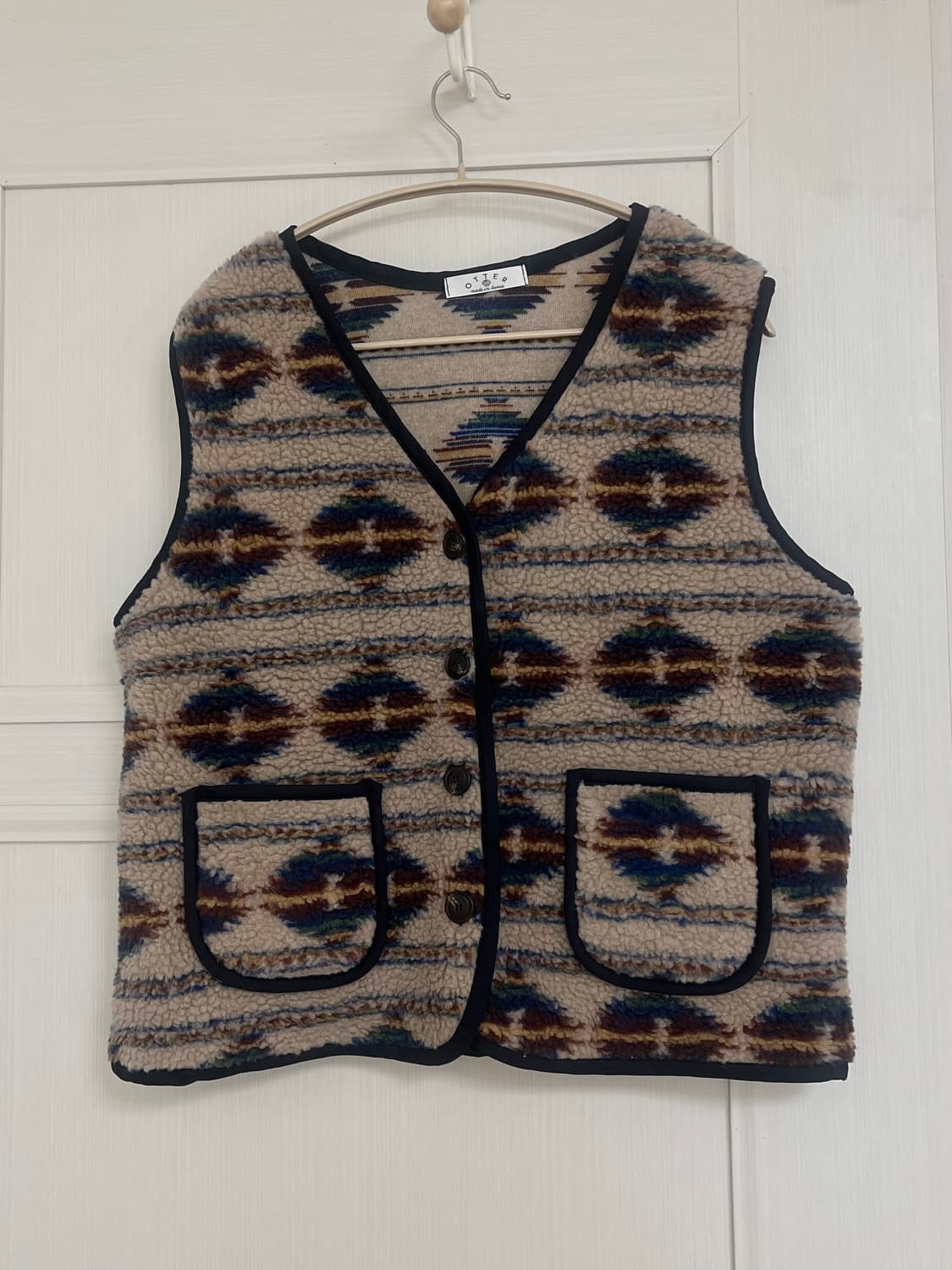 OTTER 뽀글이 양털 패턴 조끼 캠핑 베스트 상품이미지1