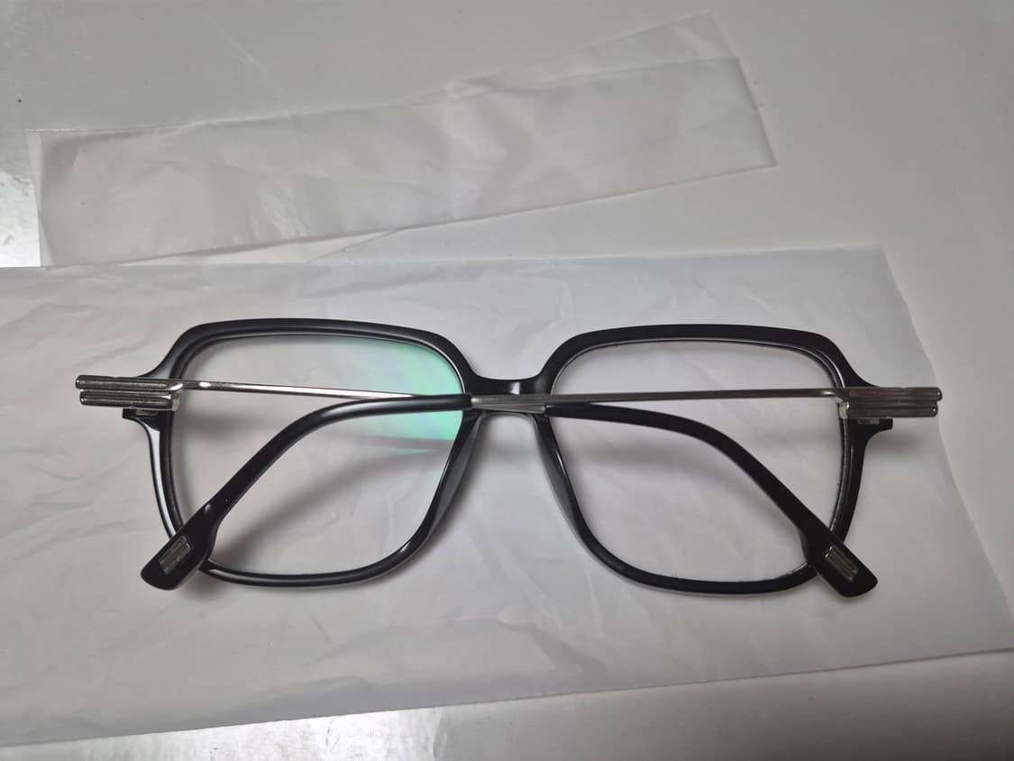 젠틀몬스터 무아 01 안경테 상품이미지2