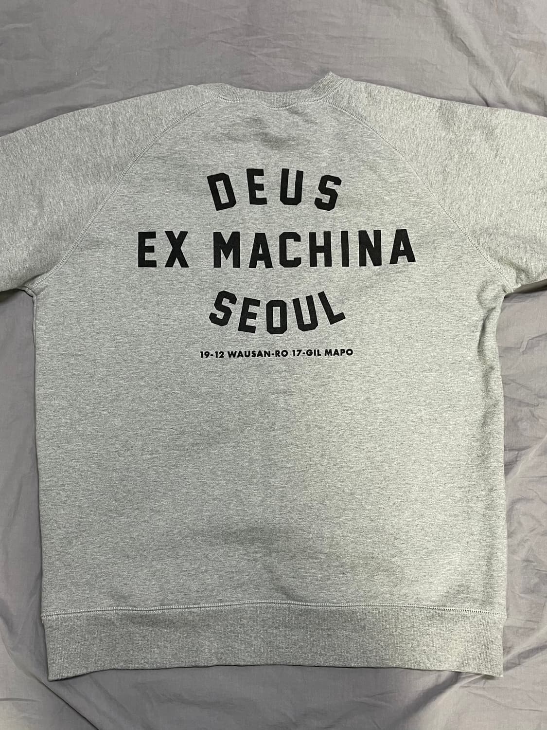 데우스 엑스 마키나 서울 어드레스 맨투맨 상품이미지2