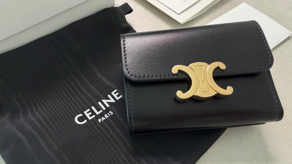 [새것]셀린느 트리옹프 동전 컴팩트 지갑 상품이미지1