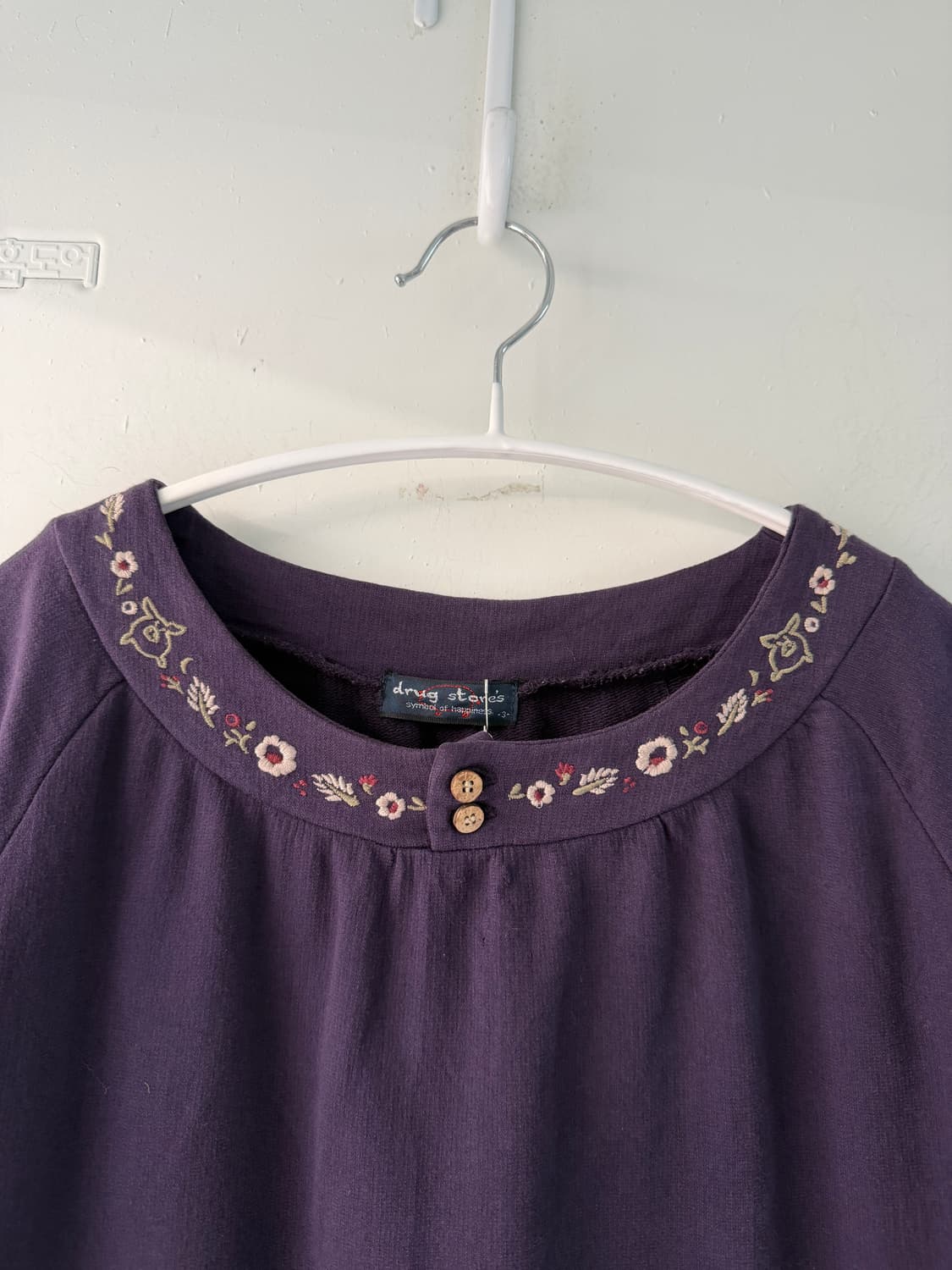 일본빈티지 drug store’s 모리 자수 스웻  상품이미지4