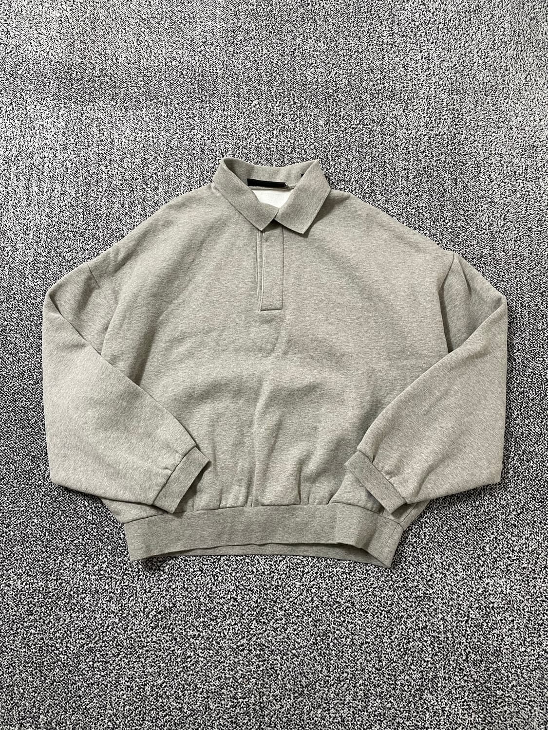 빈티지9. 피어오브갓 에센셜 맨투맨 롱슬리브 스웻셔츠 옷깃 반여밈 상품이미지1