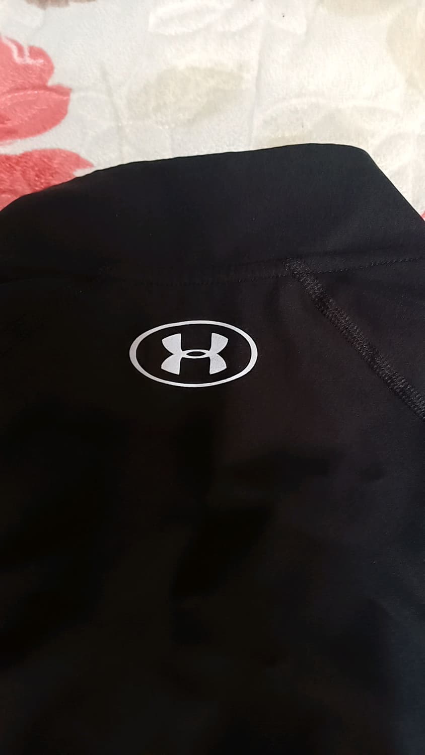 언더아머 얇은집업 S 여성55 가슴45 기장62 상품이미지6