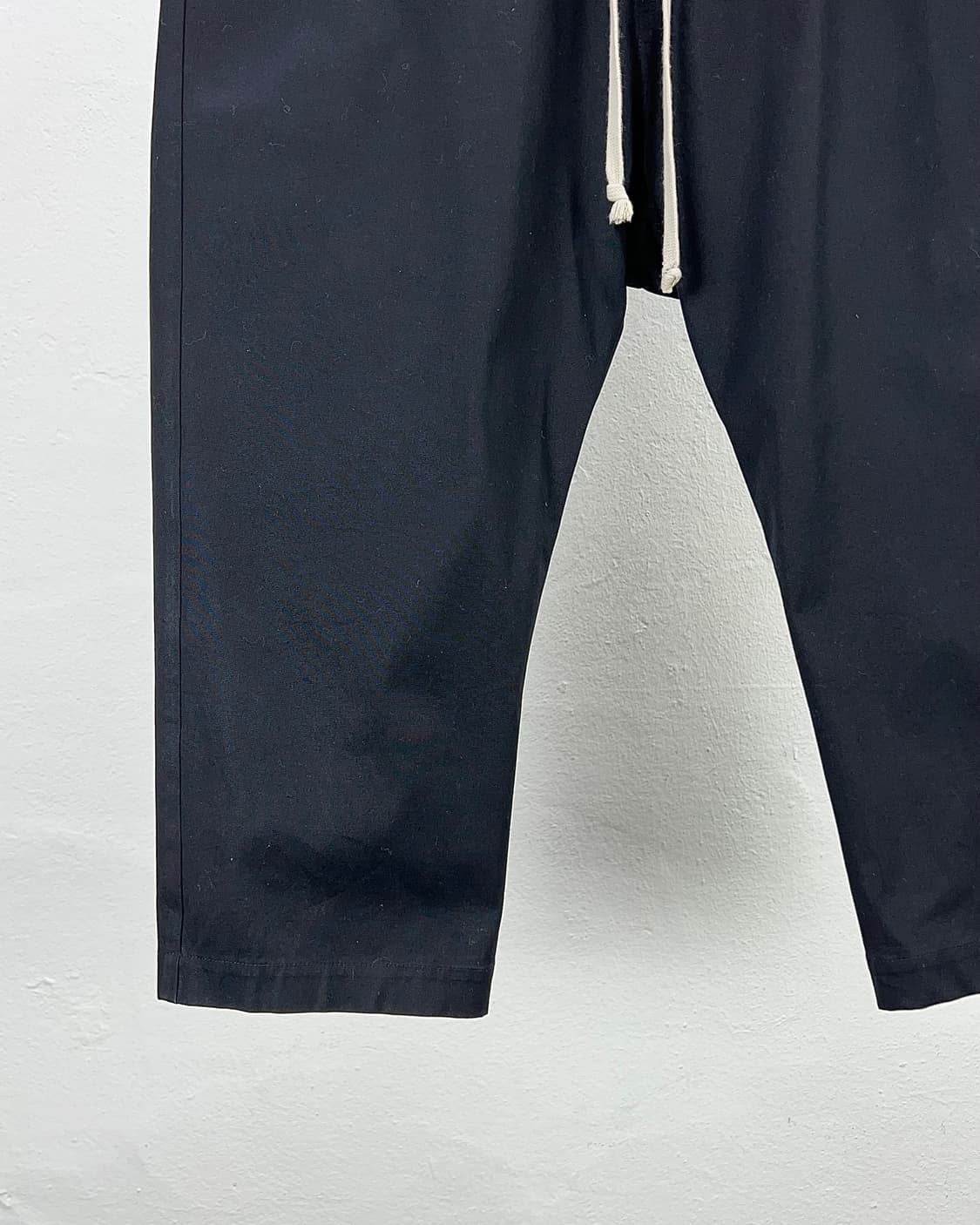 릭오웬스 21fw 벨라 드로스트링 크롭 카고 팬츠 상품이미지4