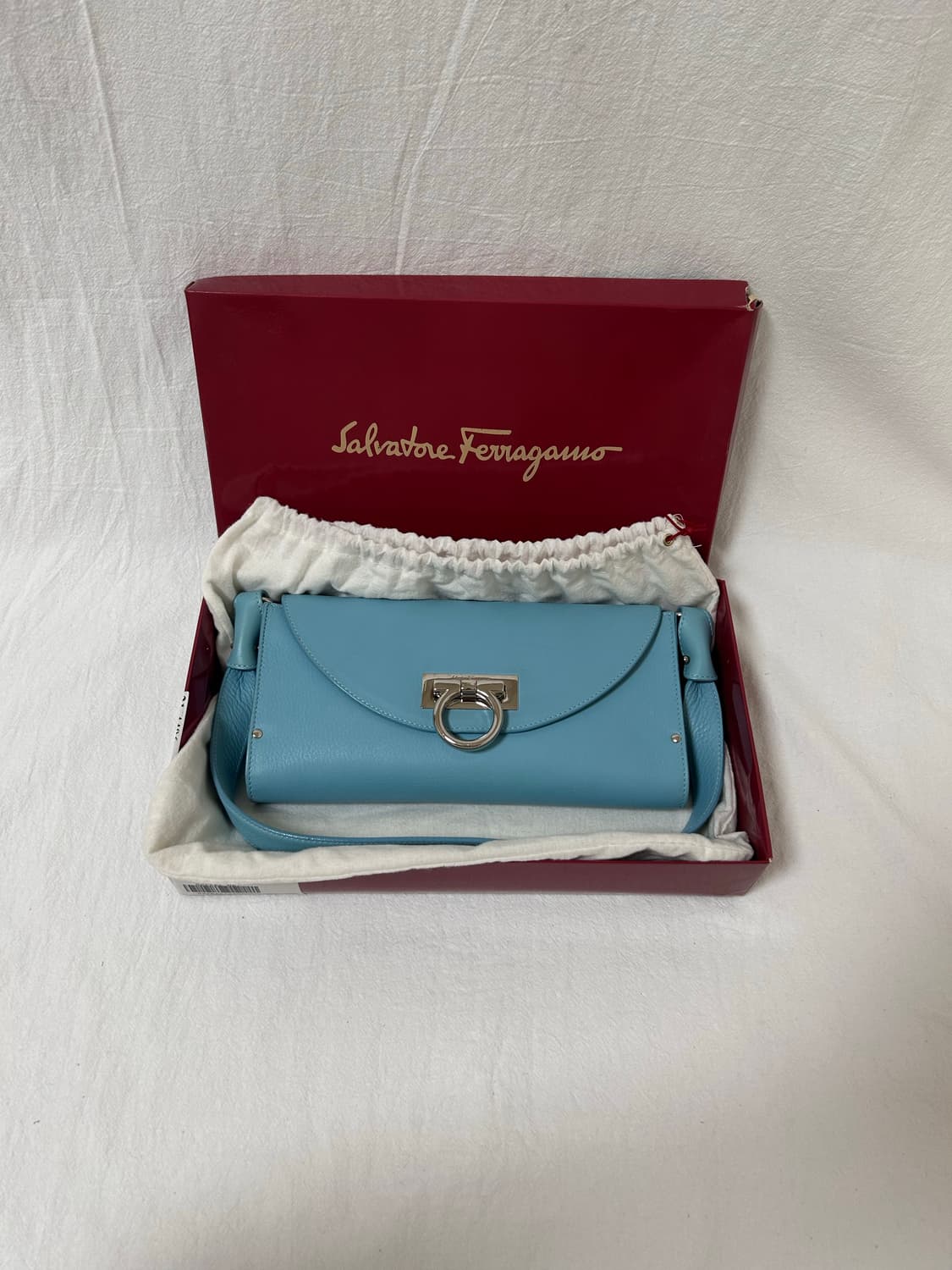 페라가모 숄더백 라이트 블루 상품이미지1