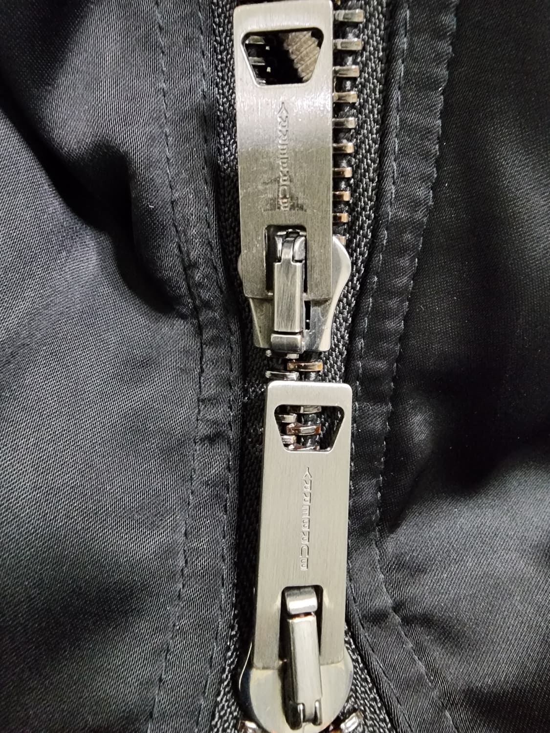 버버리 블랙 봄버 자켓 남성 XL 100-105사이즈 상품이미지5