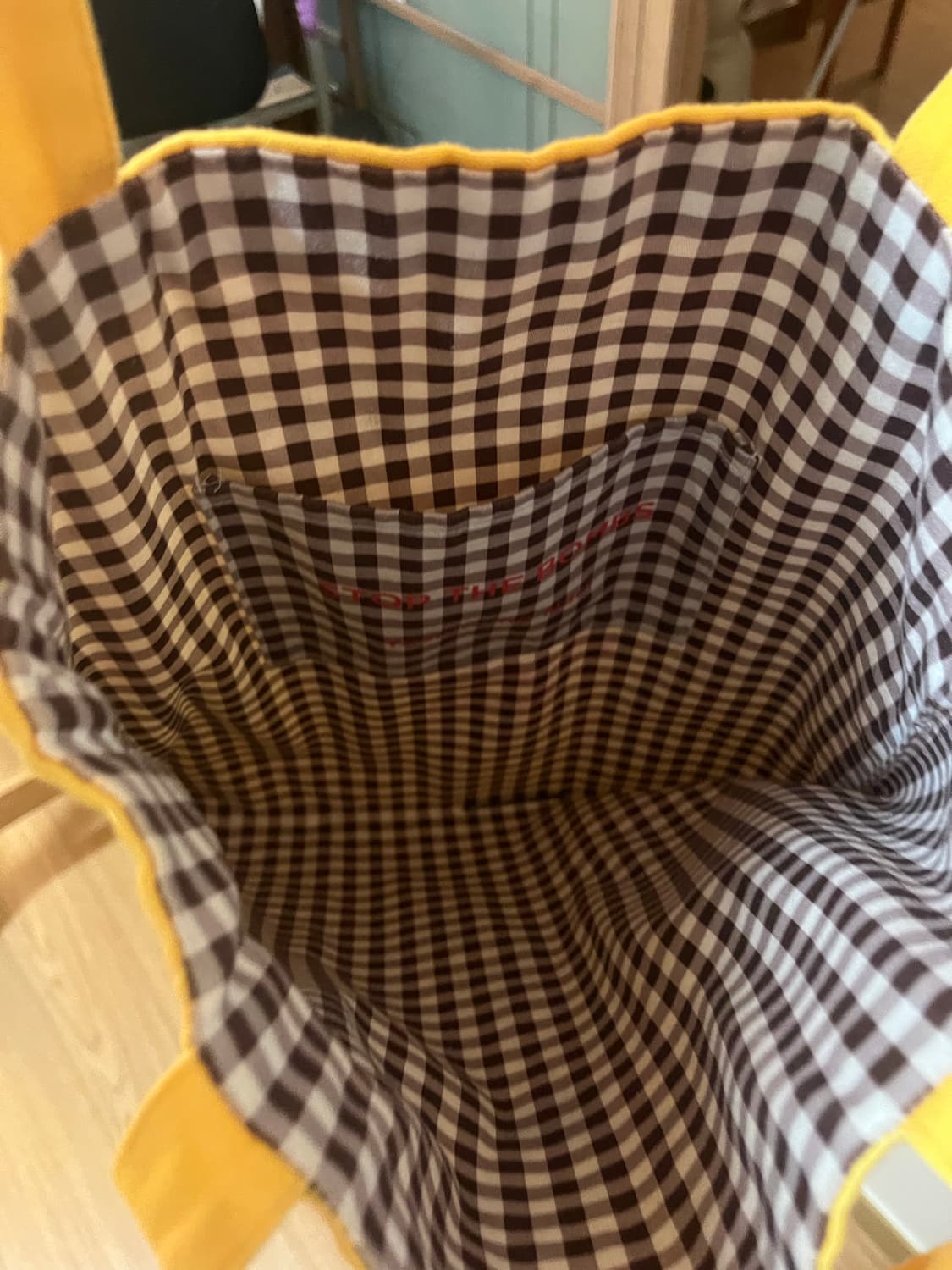 요시토모나라 Stop the Bomb 토트백 옐로우 상품이미지3