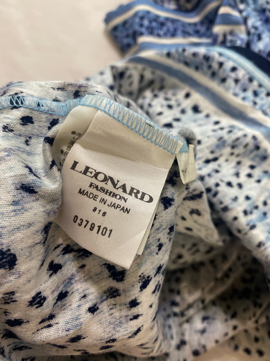 [M] LEONARD 레오나드 레오파드 호피 반팔 탑 티셔츠 블라우스 상품이미지9