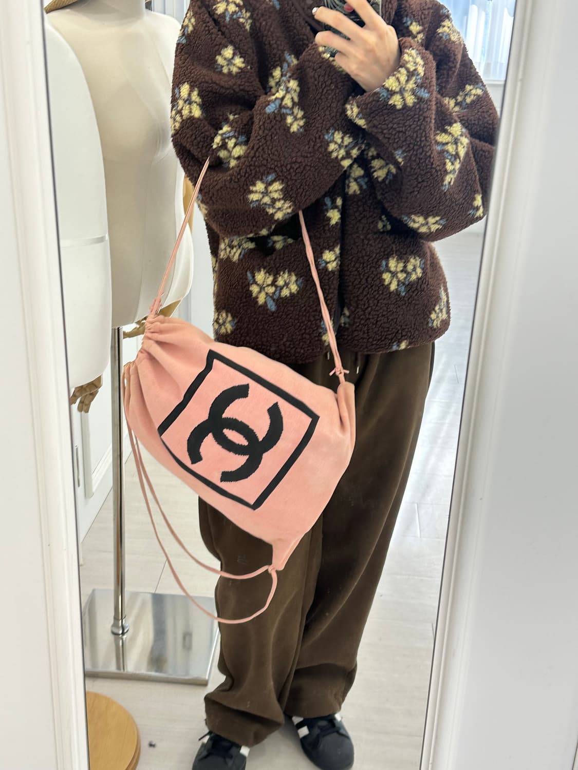 [정품] 샤넬 니트 드로우스트링 백팩 상품이미지6