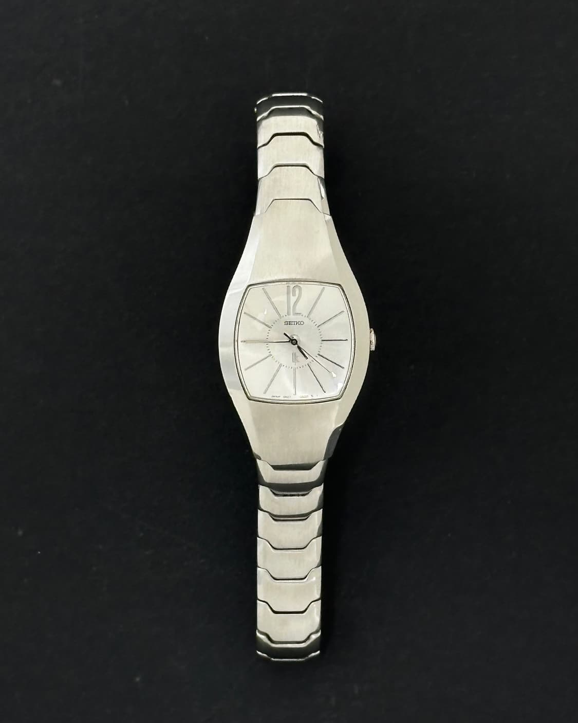 세이코 루키아 화이트 다이얼 쿼츠 시계 상품이미지2