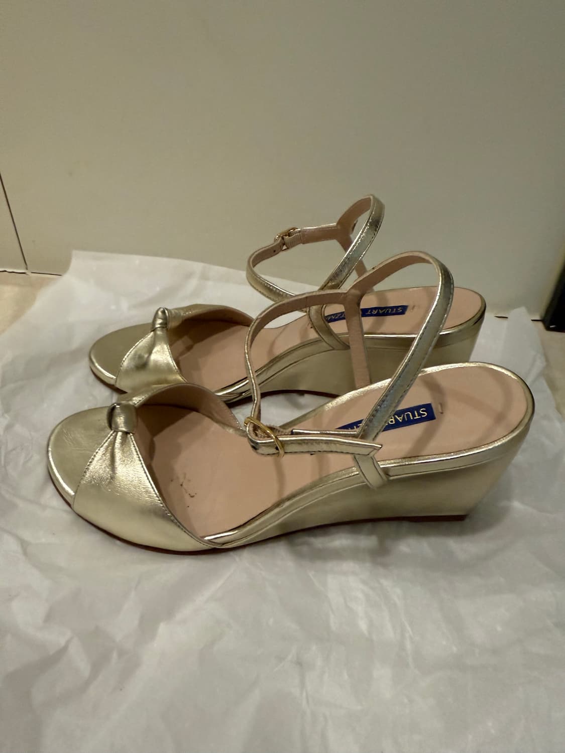 스튜어트 와이츠먼 stuart weitzman 글로리아 가죽 웨지 샌들 상품이미지8