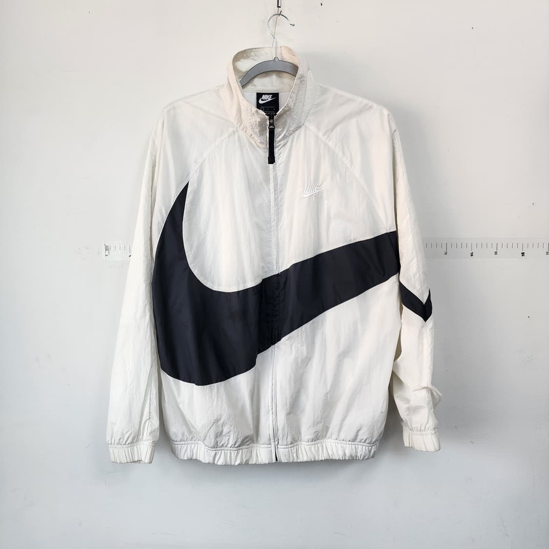 나이키 바람막이 아이보리/블랙 상품이미지1