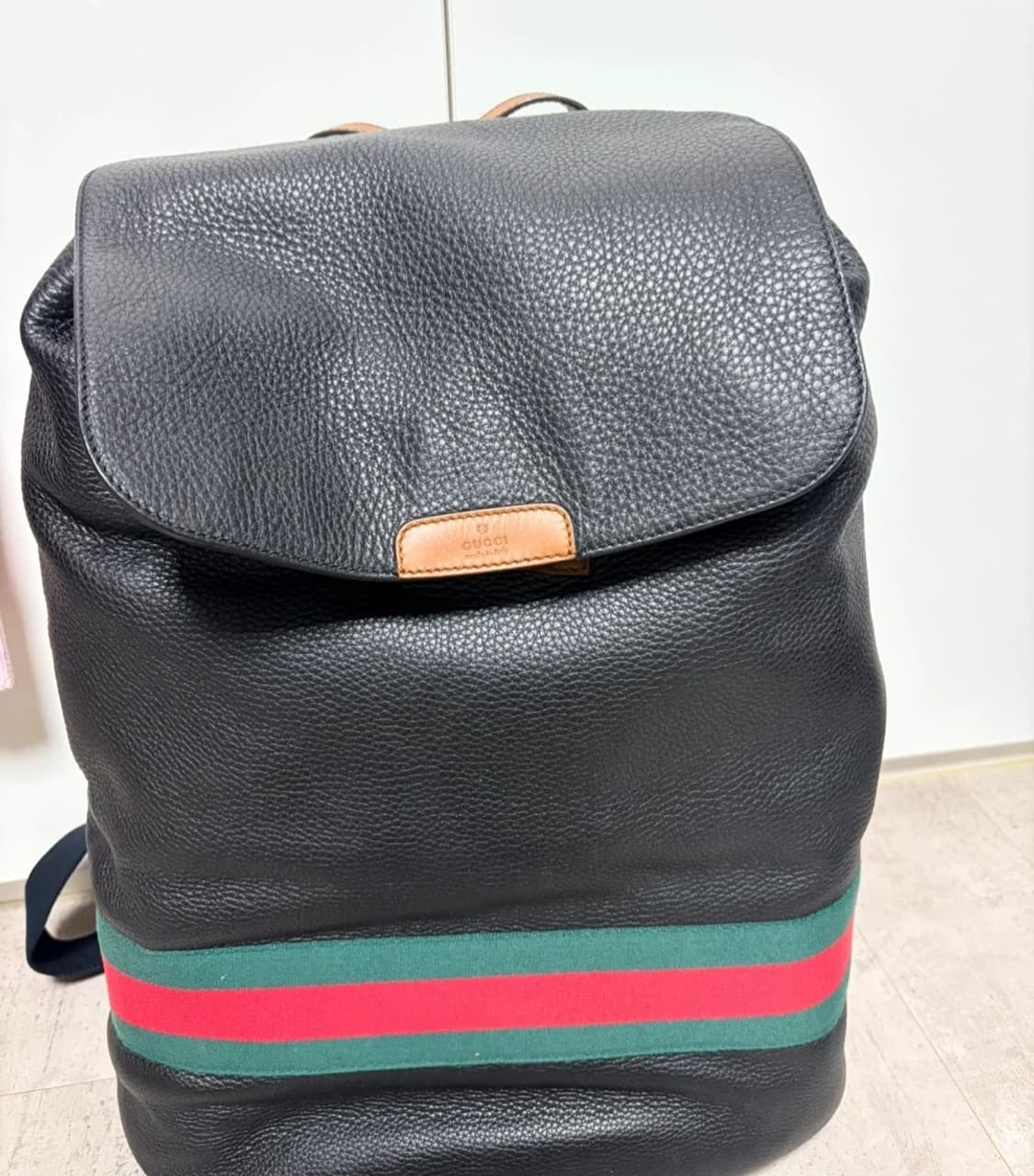 구찌 레더 램스킨 시그니처 WEB 스트라이프 백팩 281412 상품이미지2