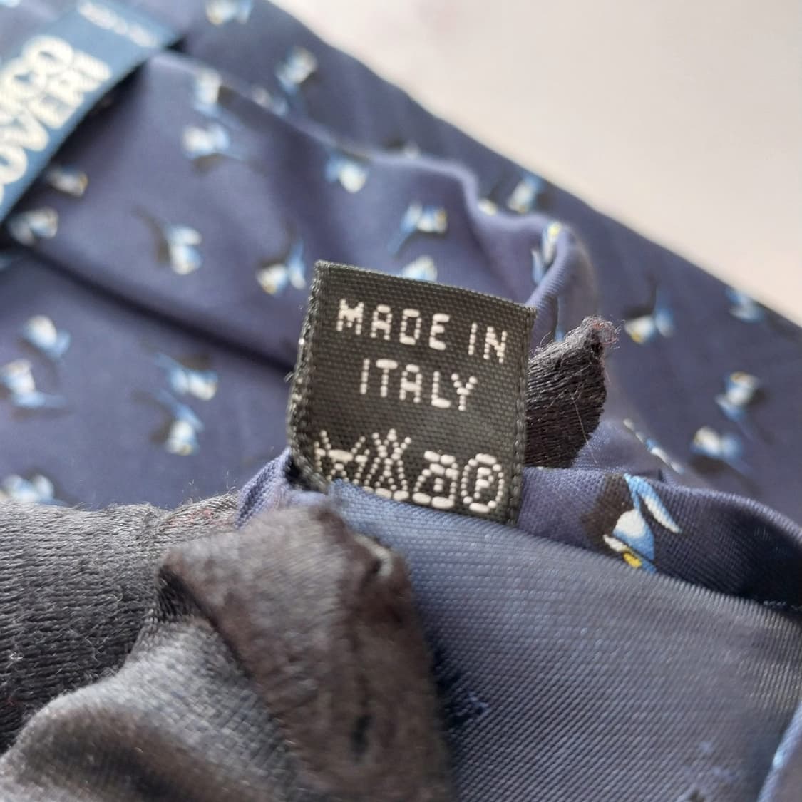 엔리코 코베리 실크 네이비 플라워 넥타이 9.5cm A+등급 K1301
 상품이미지10