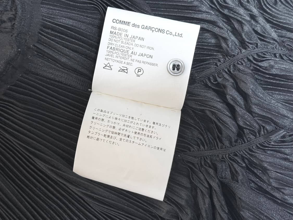 Pleated Round Collar Blouse Black SS 상품이미지8