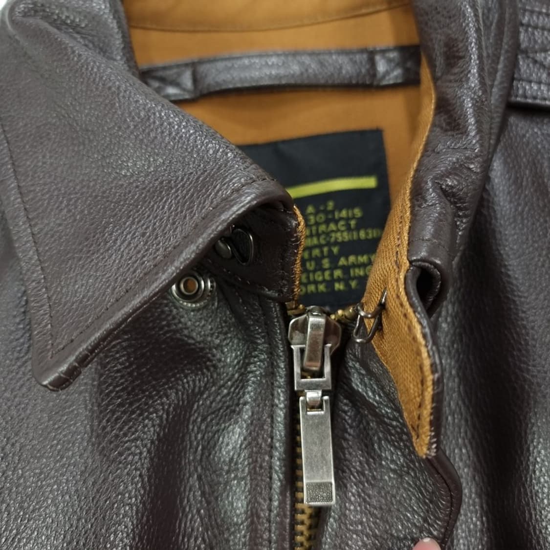 [아메리칸빈티지] 리얼 레더 A2 복각 플라이트 레더자켓 M19810 상품이미지6