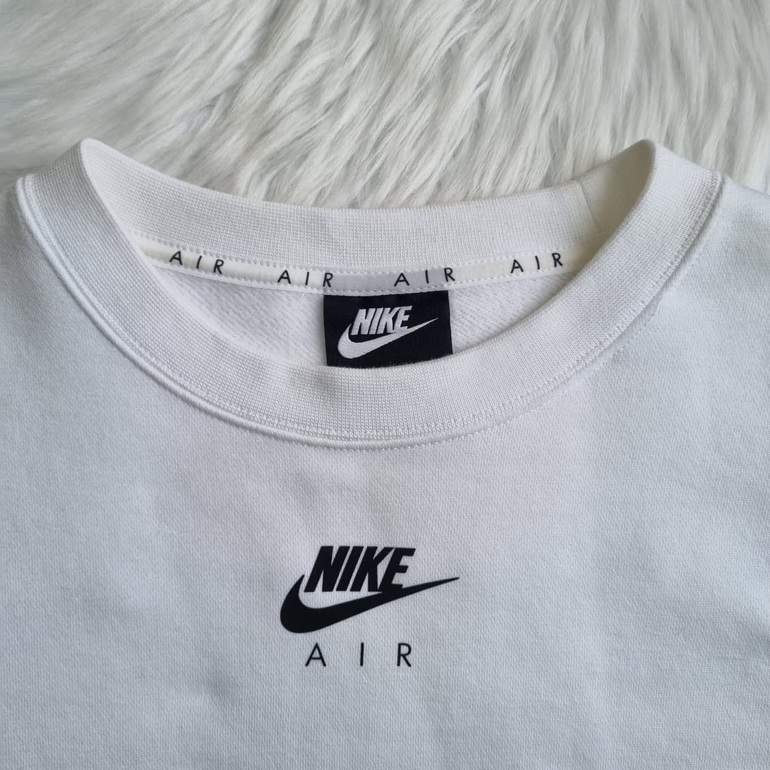 나이키 우먼 크롭탑 약기모 맨투맨 1972 상품이미지3