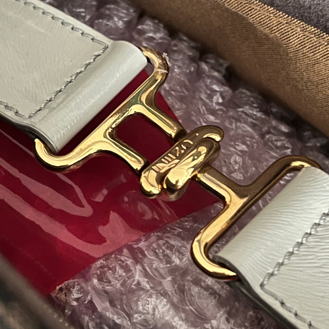 펜디 주카 캔버스 숄더백 그린핸들 상품이미지6