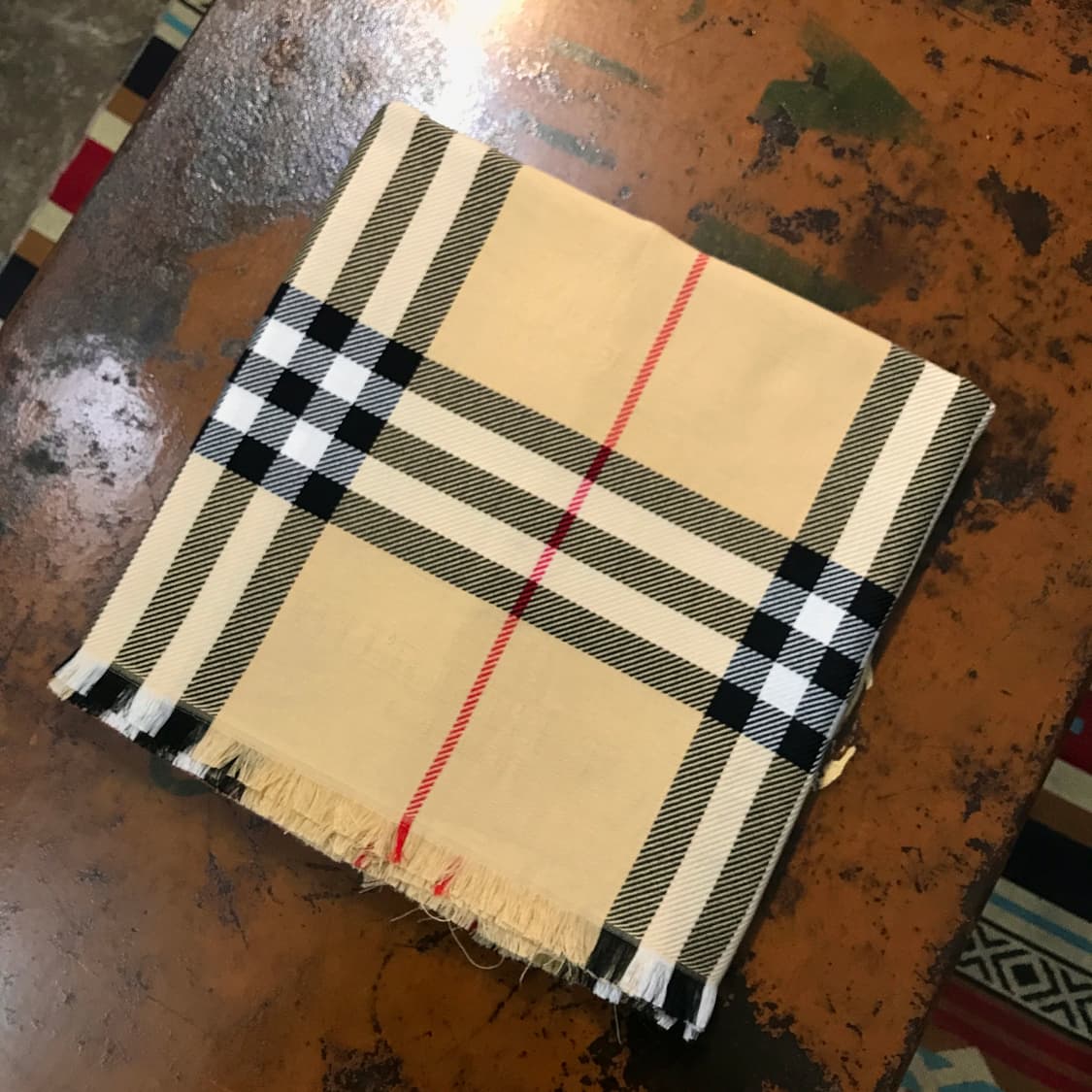 버버리 베이지 노바체크 실크 빅 스카프 남녀공용 상품이미지2