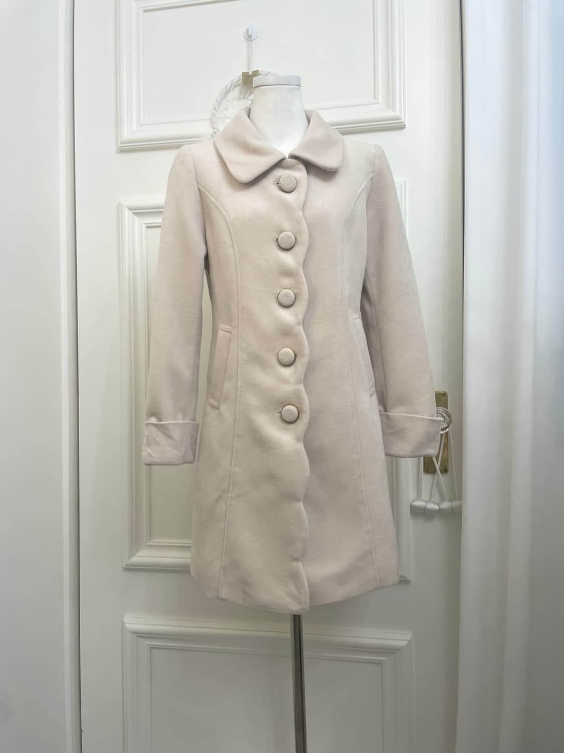 pink cream lovely wave back bow coat 상품이미지1