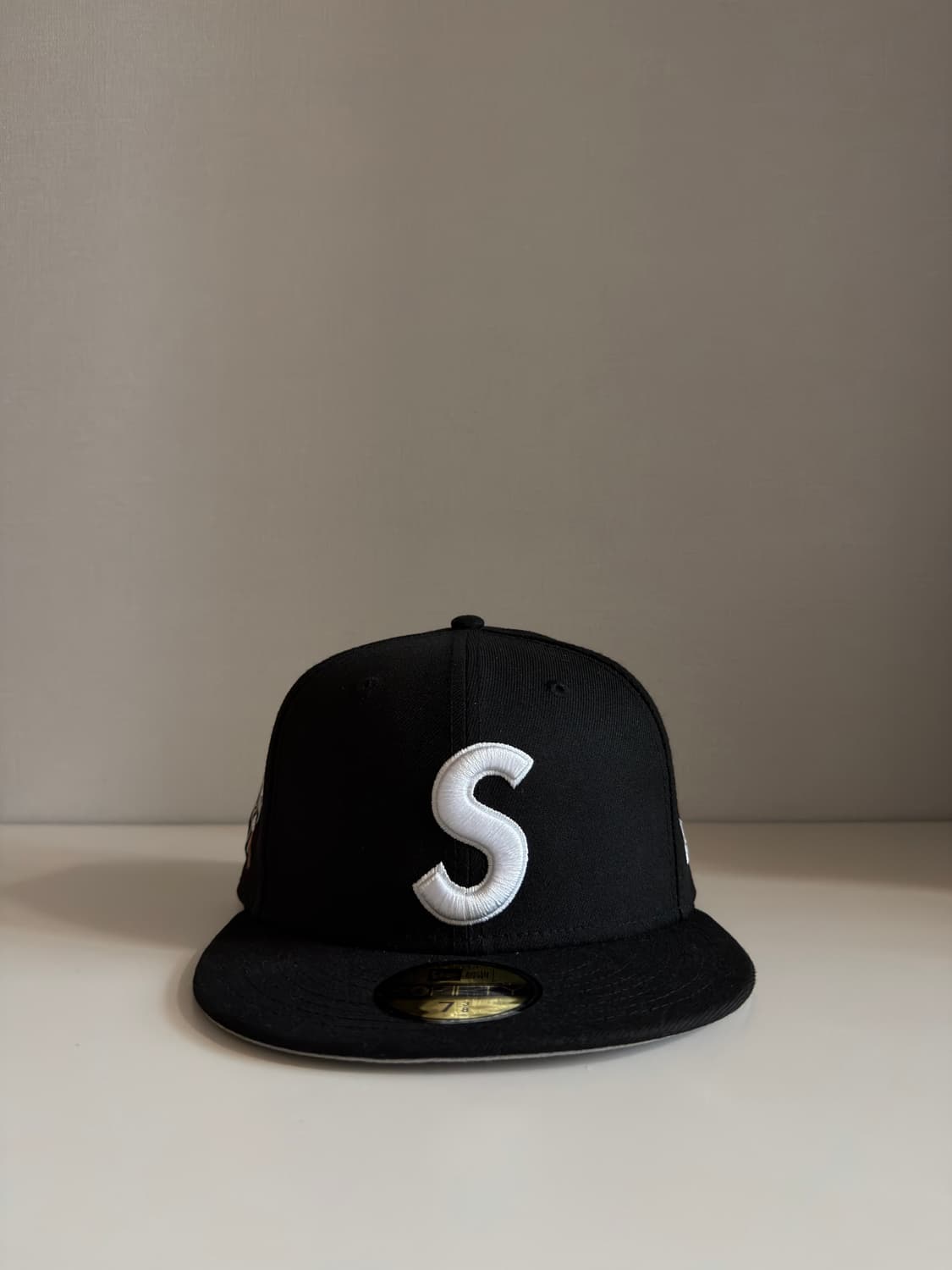 슈프림 리퍼 S 로고 뉴에라 블랙 - 25FW 상품이미지1