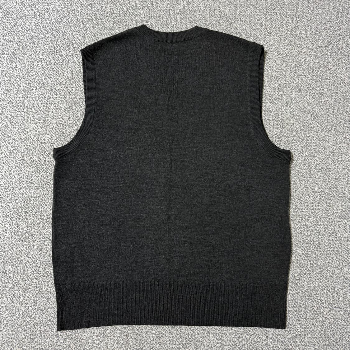 생로랑 YSL 울 니트 조끼 상품이미지3