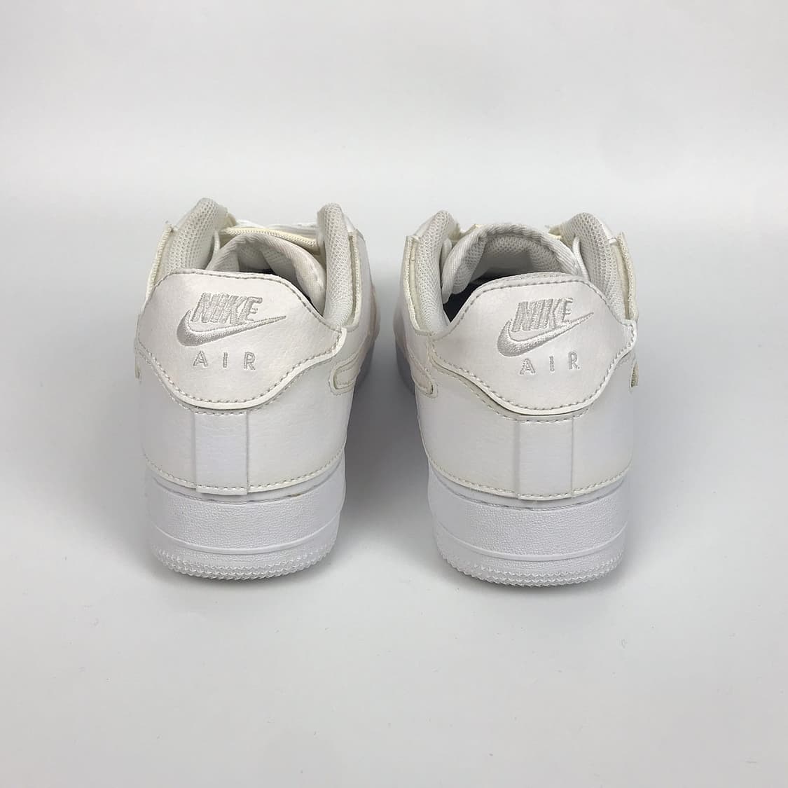 나이키 에어포스 1/1 운동화 신발 남성250 상품이미지8