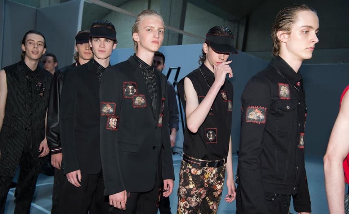 디올 옴므 17ss 플로랄 스컬 진 상품이미지1