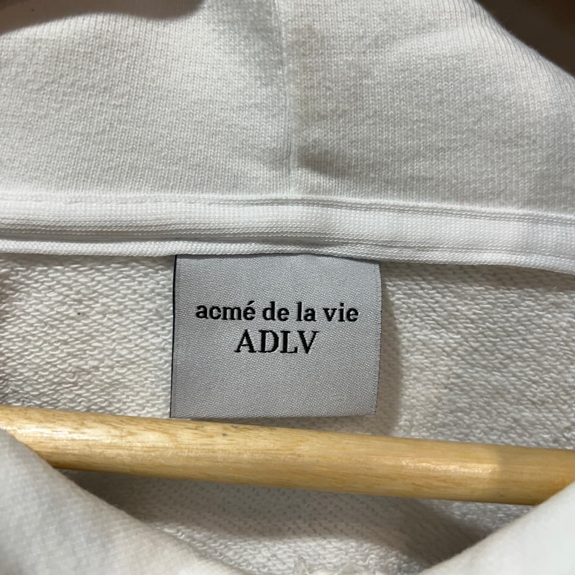 아크메드라비 후드티 상품이미지4