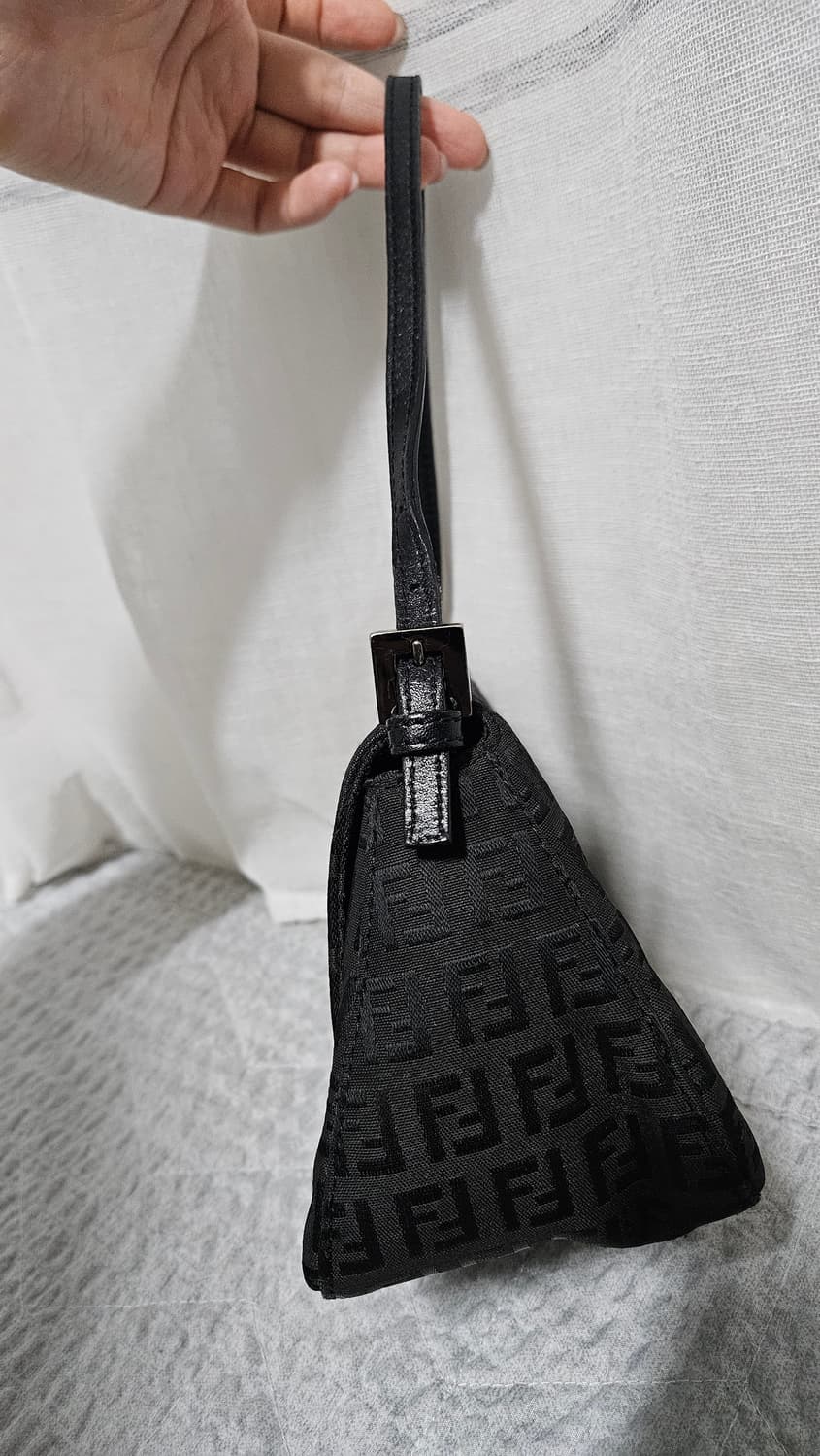 펜디 주카 미니 맘마백 상품이미지4