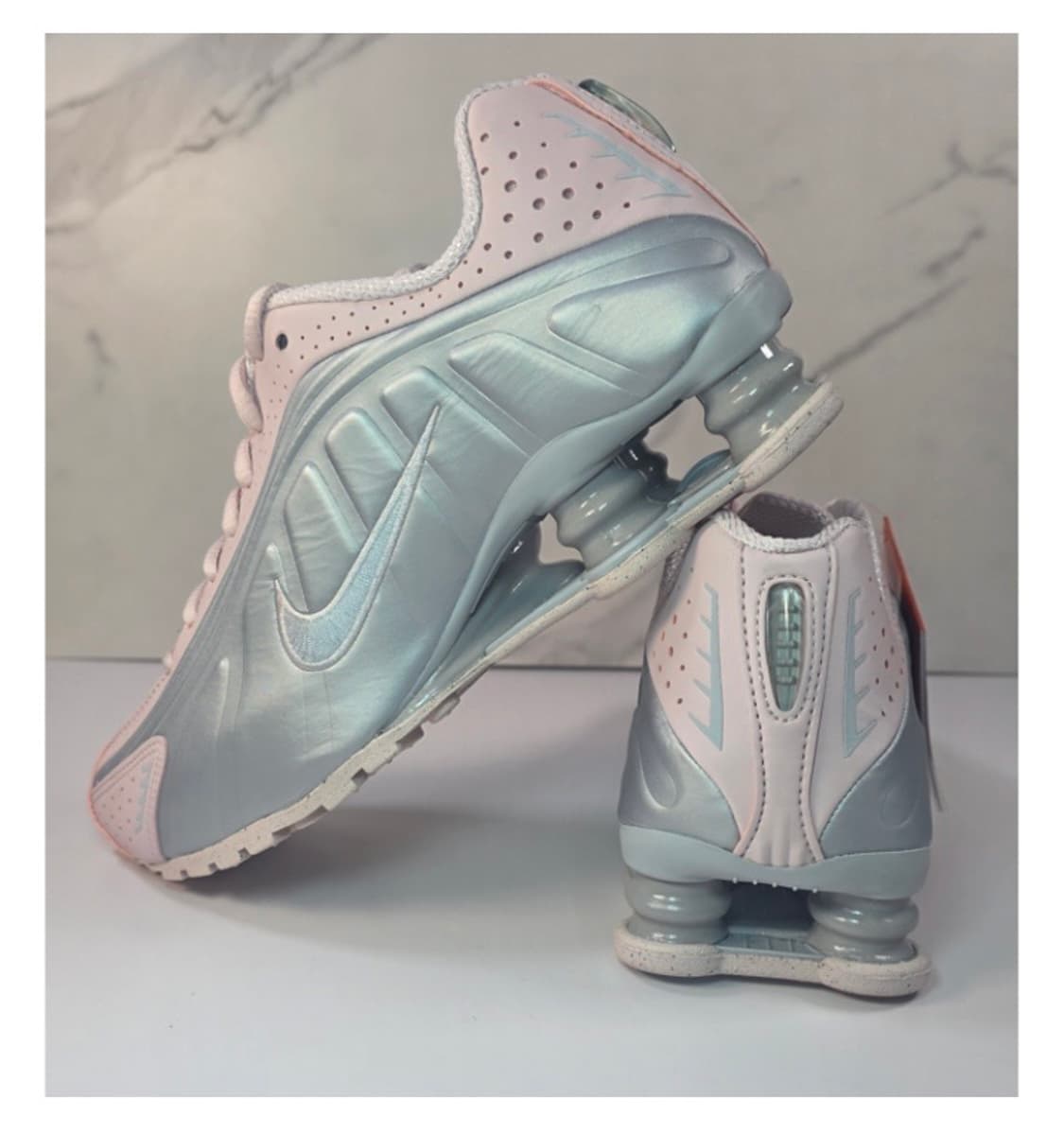 새상품🌟나이키 샥스 R4 핑크/실버 메탈릭 베일러로즈 상품이미지3