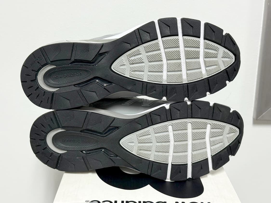 [275] 뉴발란스 x 엔지니어드가먼츠 엔가 990v5 그레이 상품이미지10