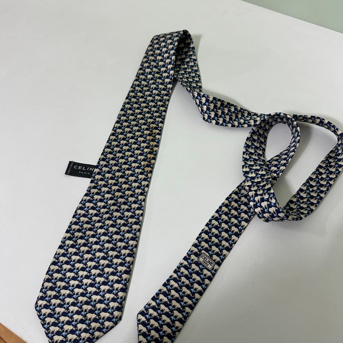 OS 셀린느 북극곰프린팅 실크100% 넥타이 상품이미지3