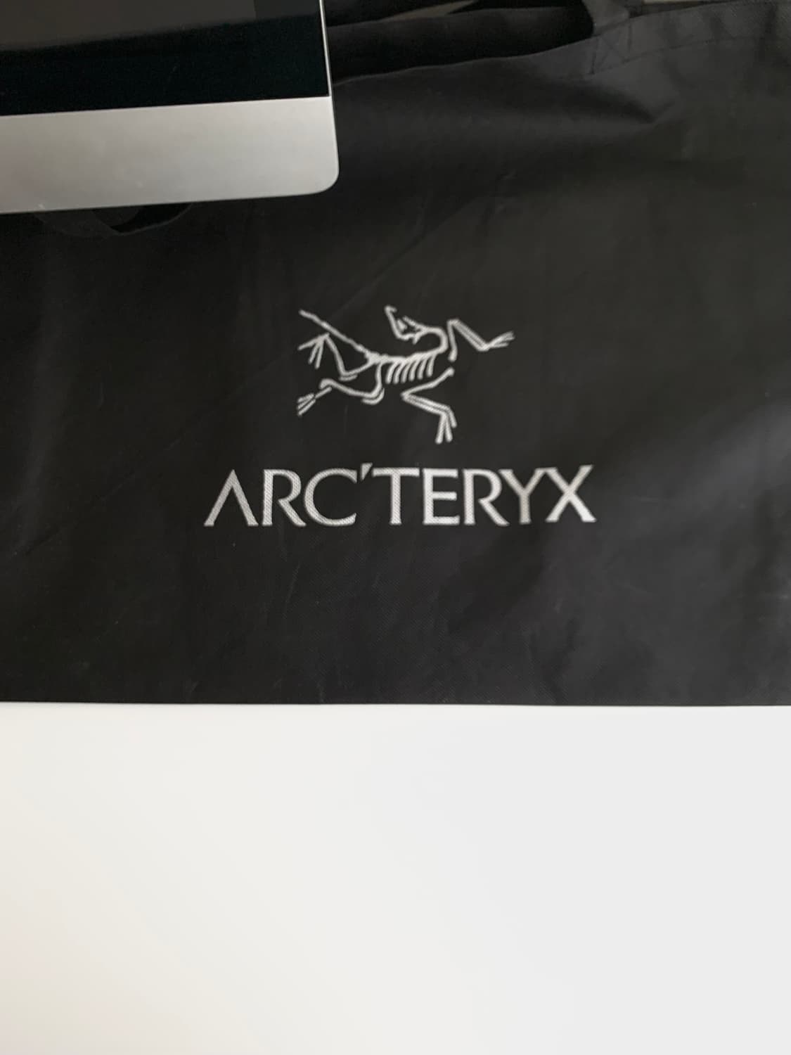 Arcteryx 숄더백 상품이미지1