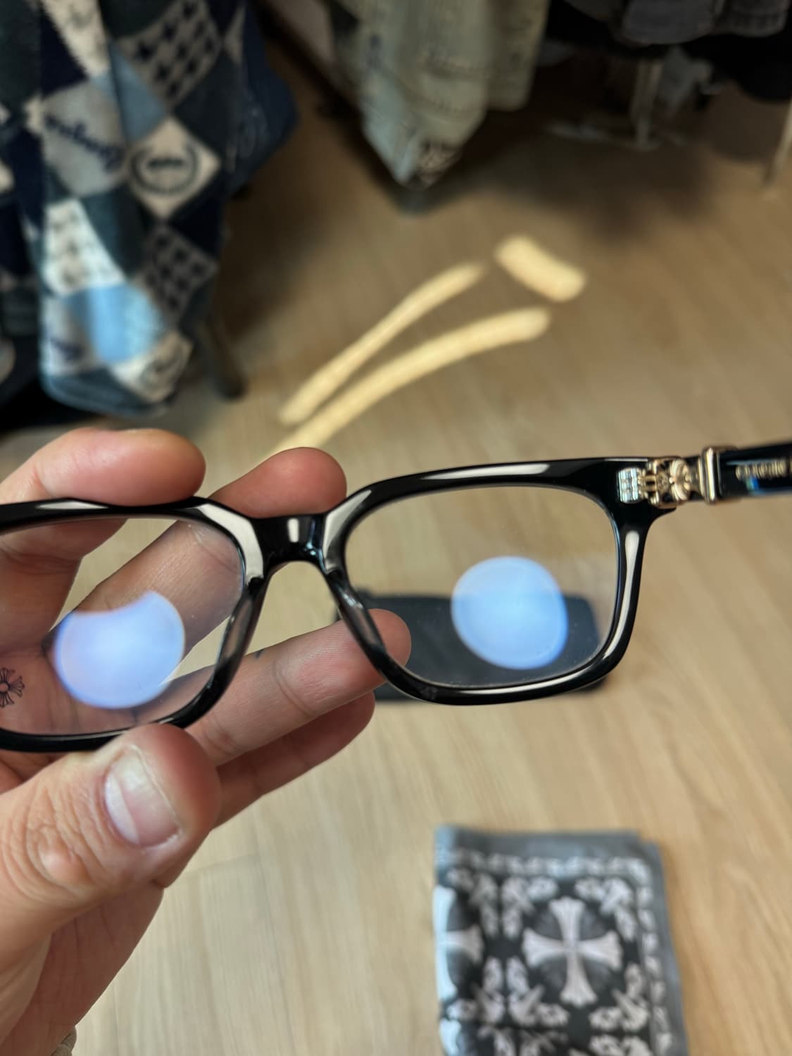 크롬하츠 안경 콕스 어커 블랙 18k 골드 플레이트 상품이미지10