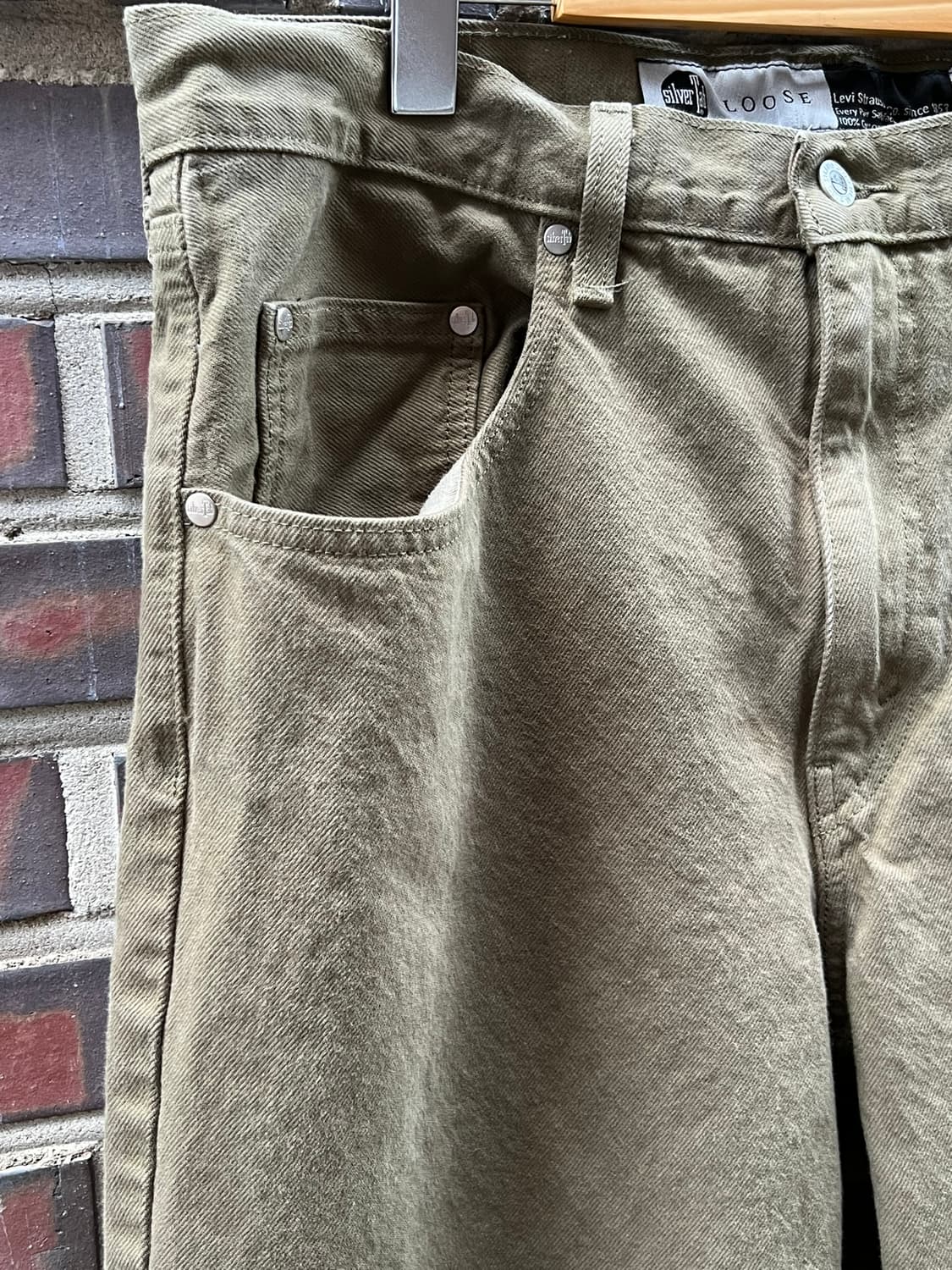 [32x32] 리바이스 실버탭 루즈 데님 팬츠 올리브 카키 상품이미지4
