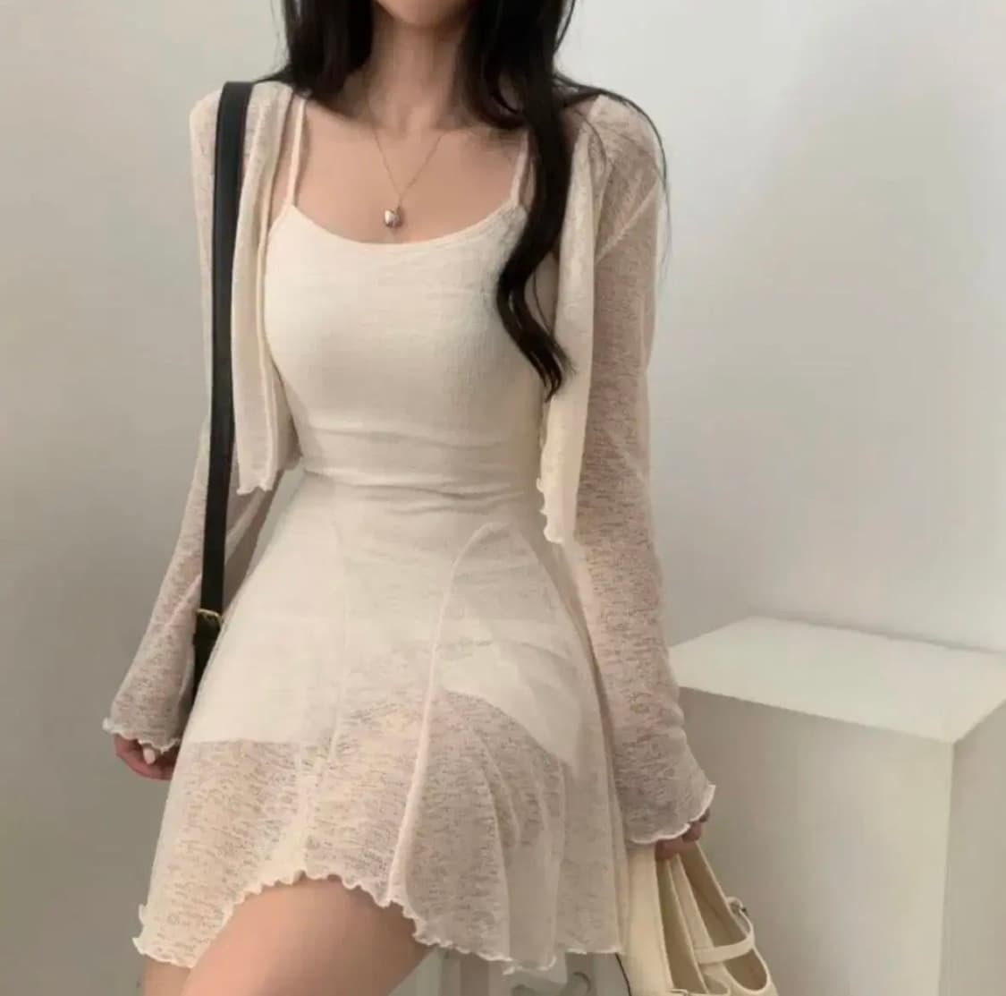 (새상품) 시스루 물결 크롭 니트 가디건+끈 나시 원피스 세트 아이보리 상품이미지2