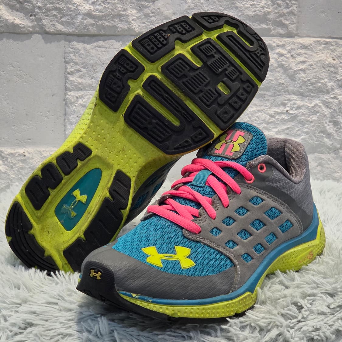 7a-22:언더아머 마이크로 G 런닝화(240) 상품이미지10