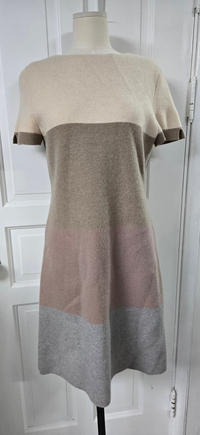 포근한 울 배색 니트원피스 상품이미지1