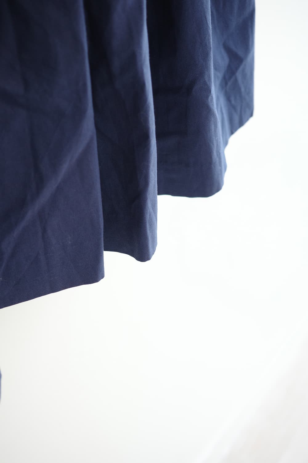 liberty house   • 네이비 핀턱 스커트 상품이미지6