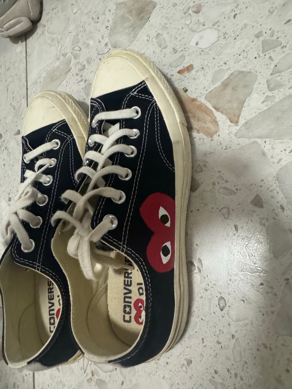 컨버스x꼼데가르송 척 70로우 265 판매합니당:) 상품이미지3