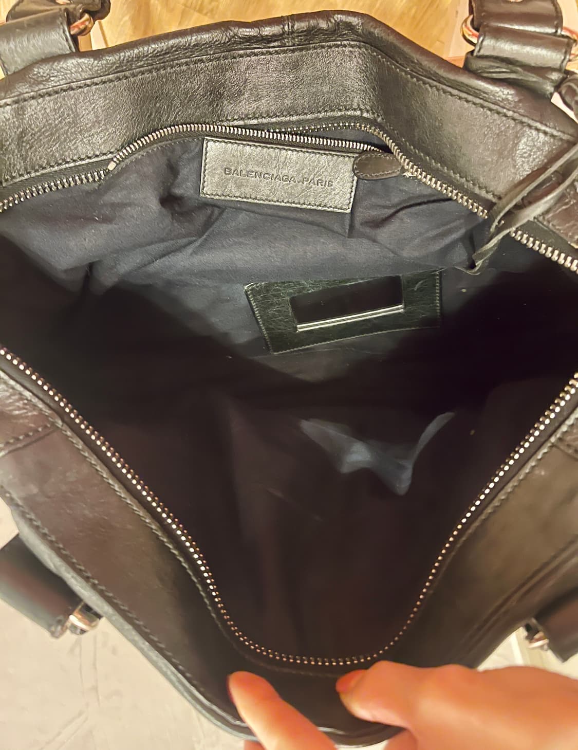 발렌시아가 Balenciaga자이언트 워크 백 블랙 상품이미지8