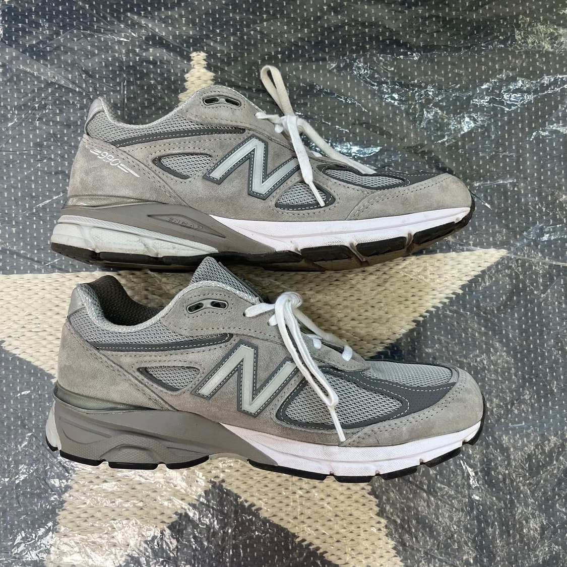 270)뉴발란스 990v4 메이드 인 USA 그레이 실버 상품이미지4