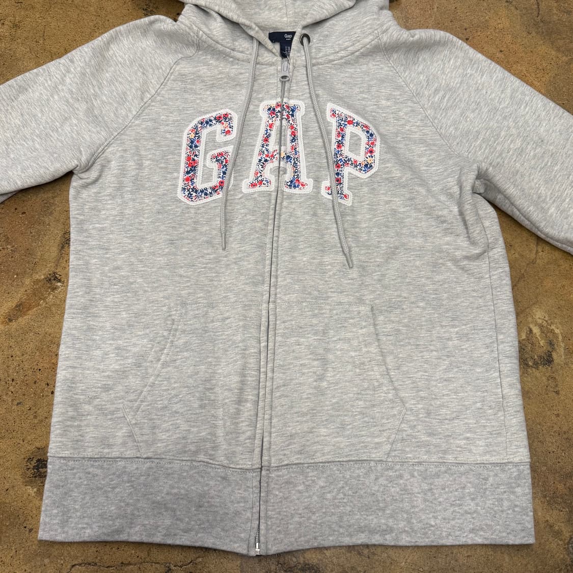 갭 그레이 플라워 모리 후드집업  상품이미지3