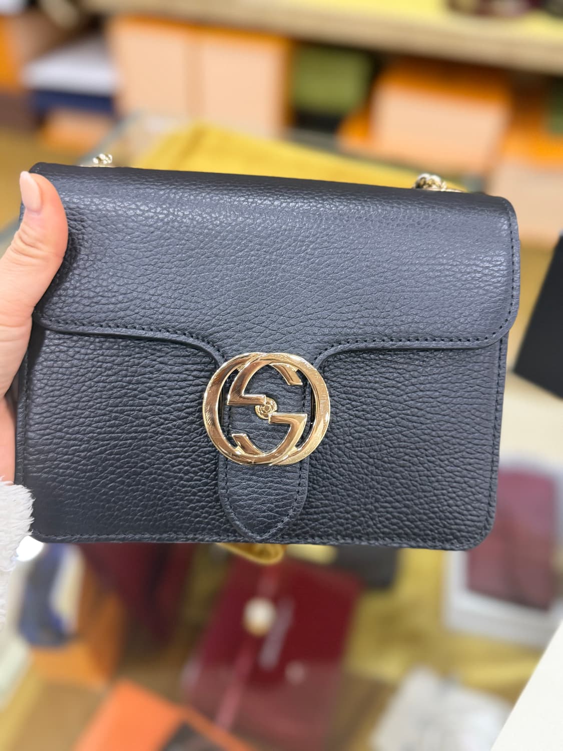 구찌 인터로킹 미디움 풀박스 상품이미지2