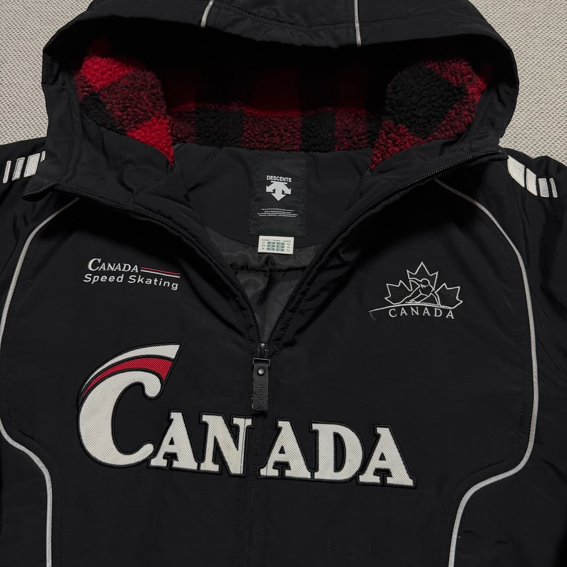 데상트 캐나다 스피드 스케이팅 패딩 자켓 상품이미지2