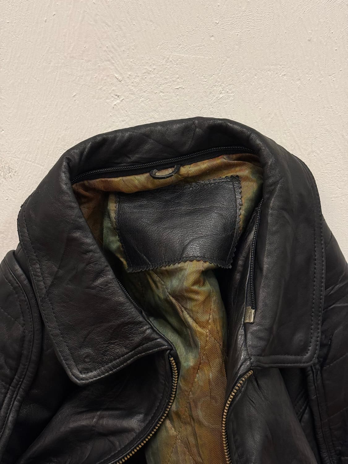 L) Sheepskin Padded Leather Bomber Jacke 상품이미지10