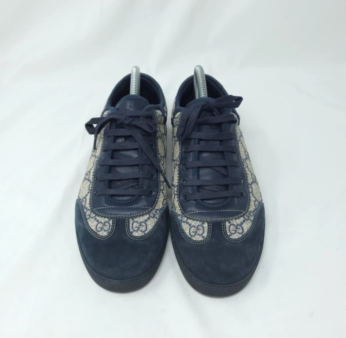 구찌 GG 패턴 네이비 스니커즈 6 상품이미지5